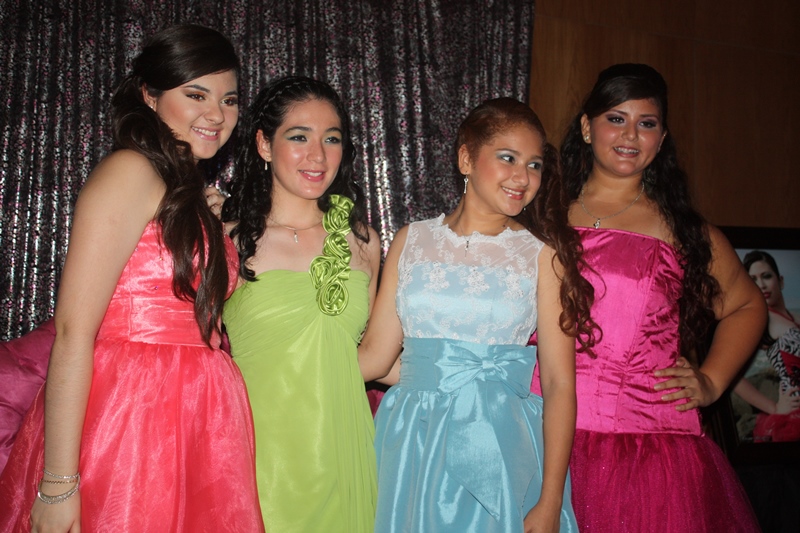 Quinceañeras Suristmo.