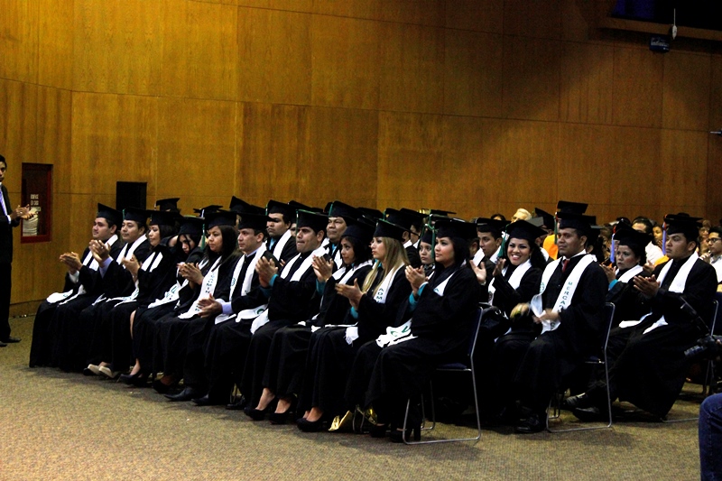 Graduación de los alumnos de la Universidad Valle de Grijalva.