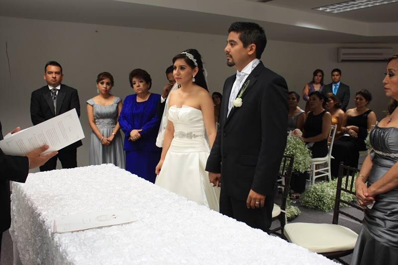 Romántica Velada de Marissa y Abdiel.