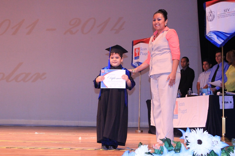 Graduación Jean Piaget generación 2011 – 2014 nivel preescolar.