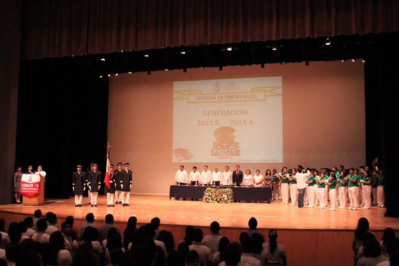 Graduación COBAEV No. 18.