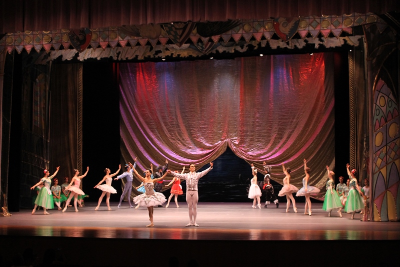 Magnifica Presentación En Coatzacoalcos Del Ballet De San Petersburgo.