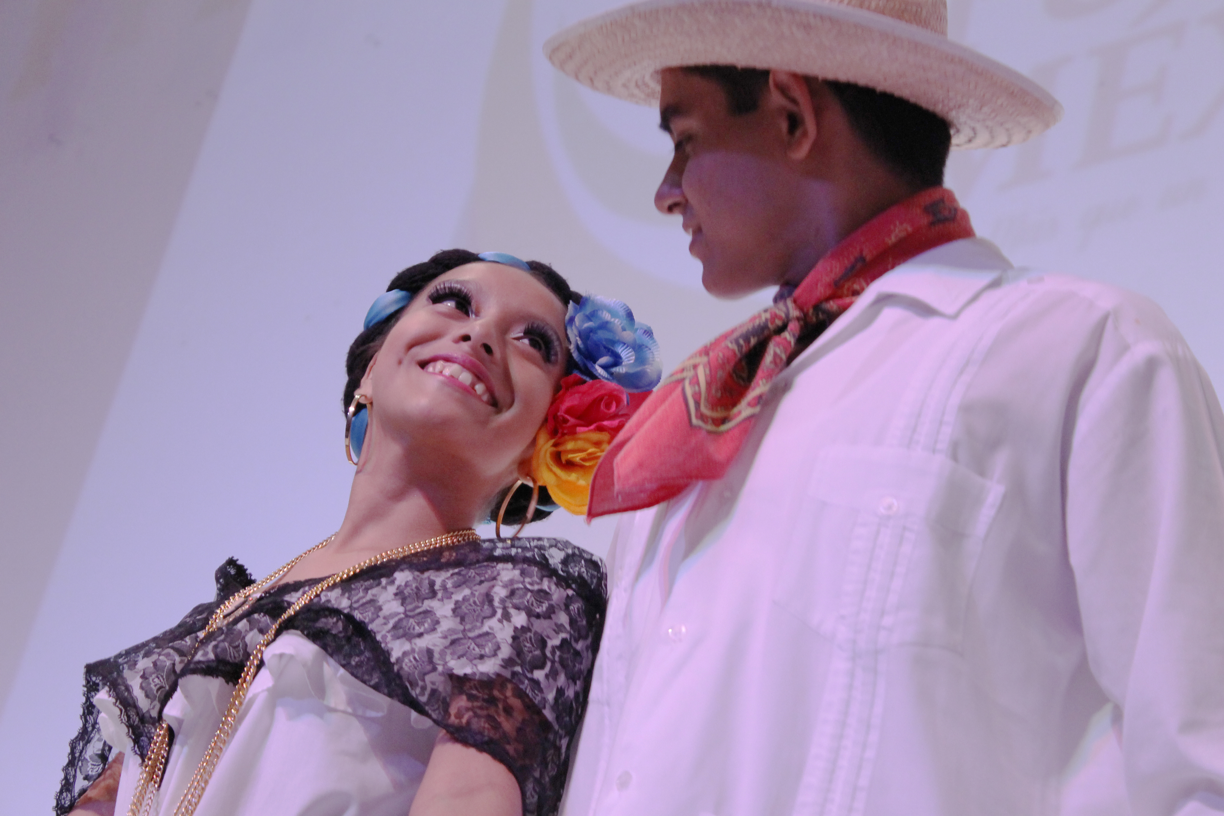 2do. Aniversario del ballet folclórico Puerto México.