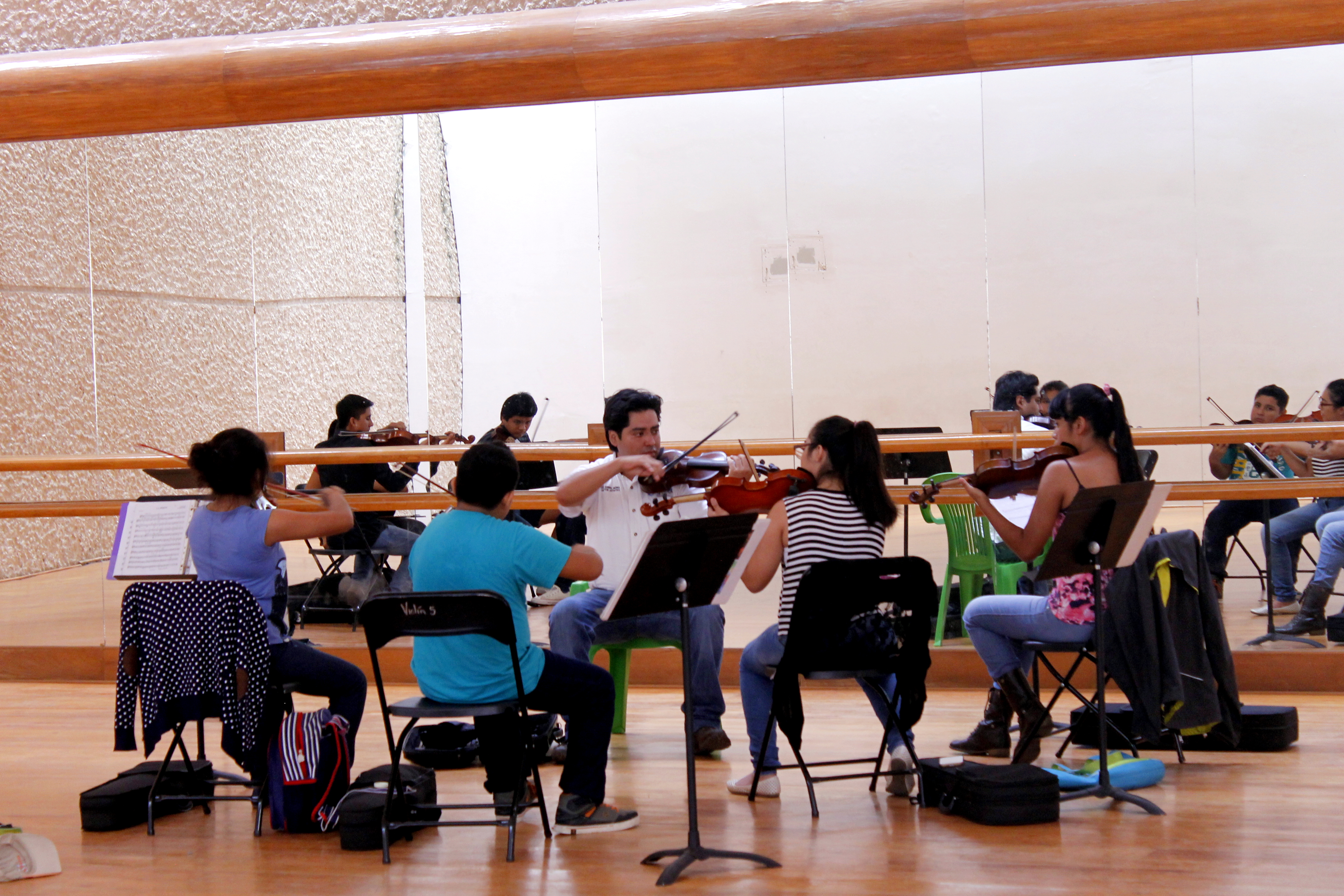 Ensayo «Orquesta Sinfónica Infantil y Juvenil & Coro Esperanza Azteca»