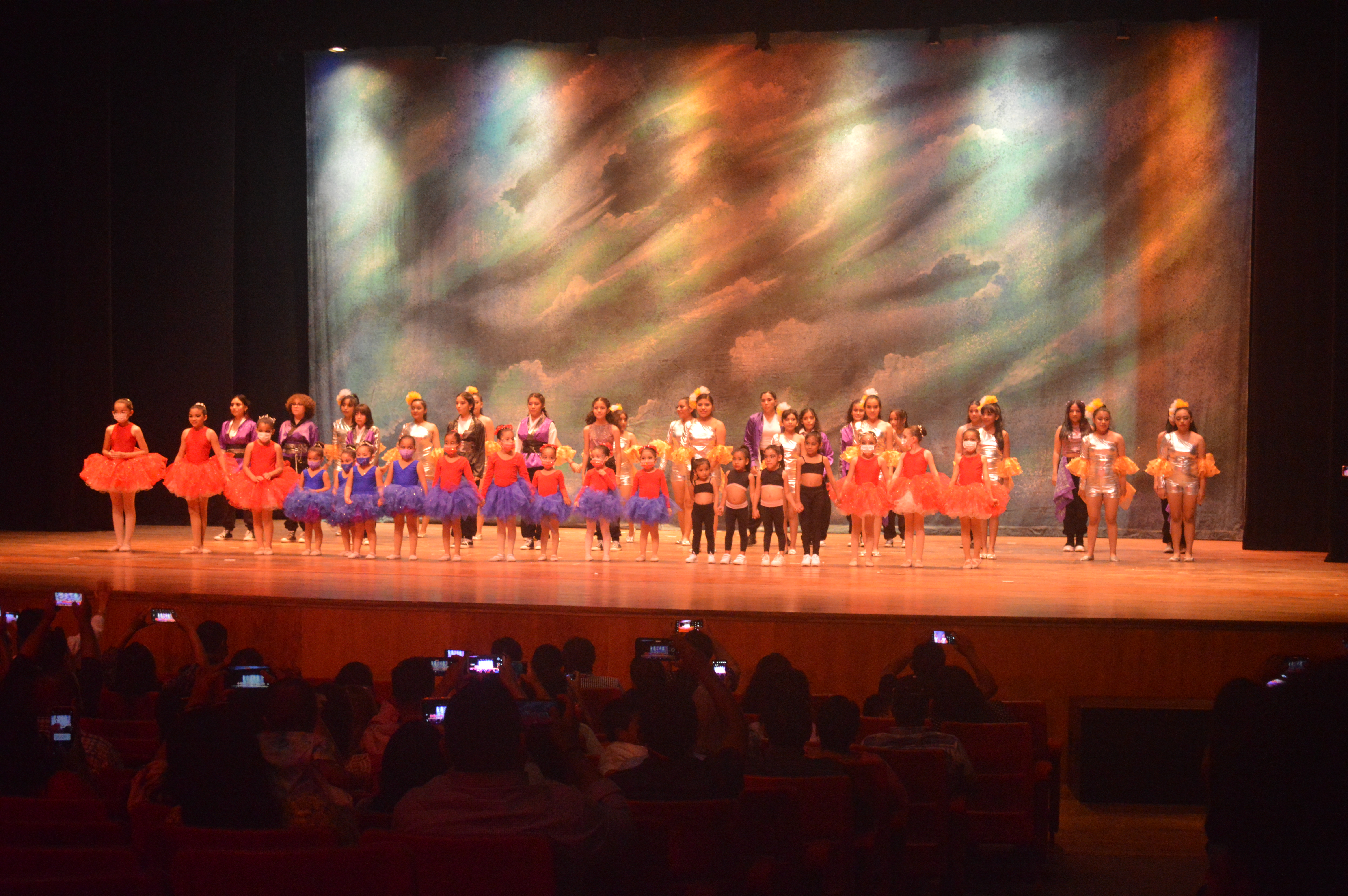 FESTIVAL DE DANZA MOANA POLINESIA STUDIO