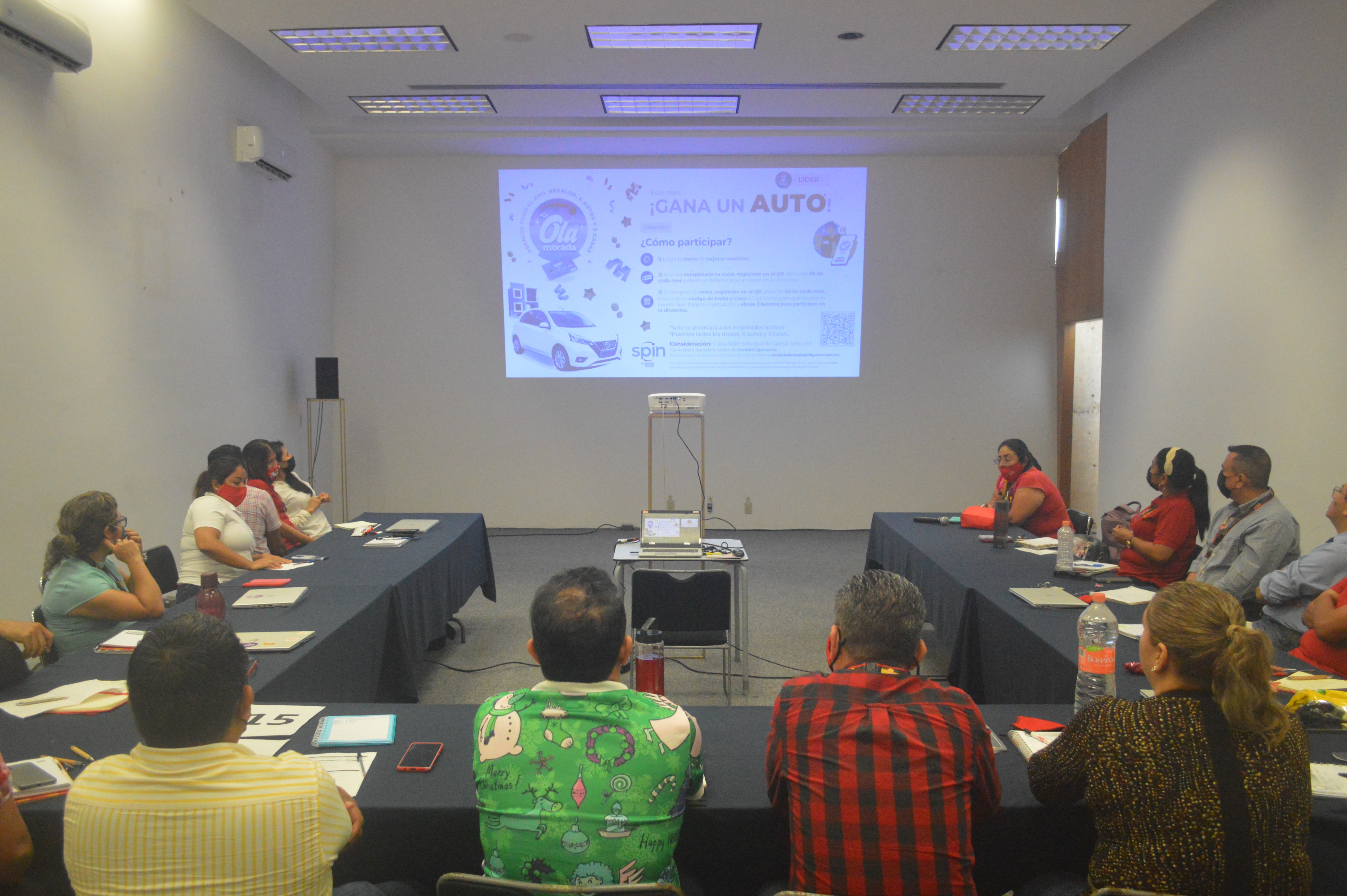 REUNIÓN DE TRABAJO OXXO