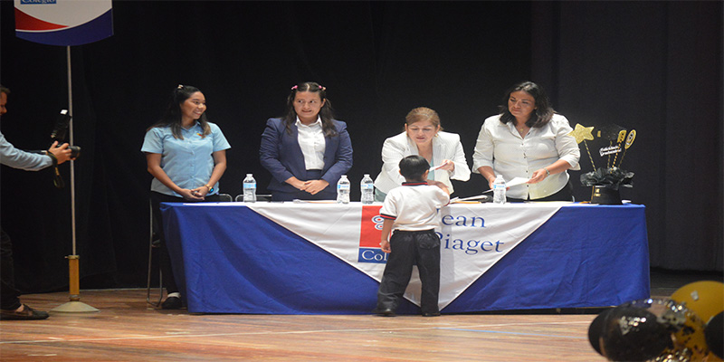 FESTIVAL DE CLAUSURA LEONA VICARIO, IVES, JEAN PIAGET