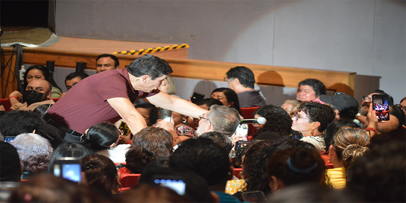 TEATRON 2023 – CONFERENCIA CESAR LOZANO