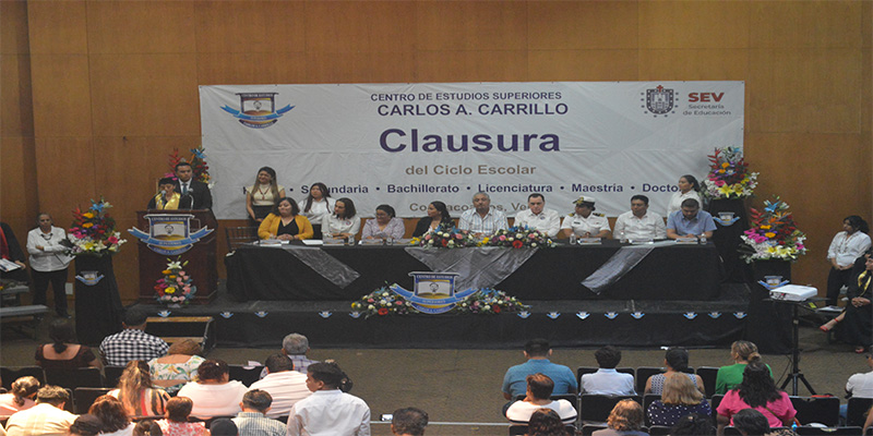 CEREMONIA DE GRADUACIÓN CARLOS A. CARRILLO