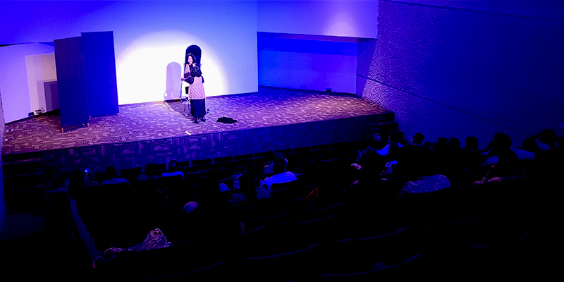 Zenobia: Teatro Urbano.