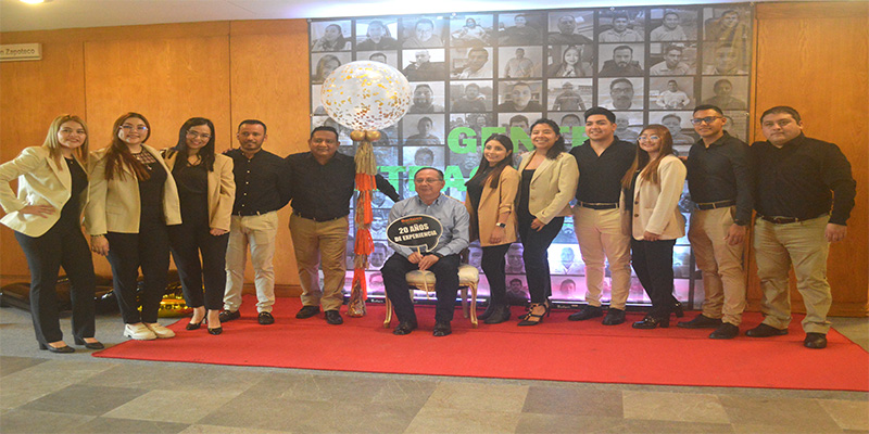 ENTREGA DE RECONOCIMIENTO BACHOCO